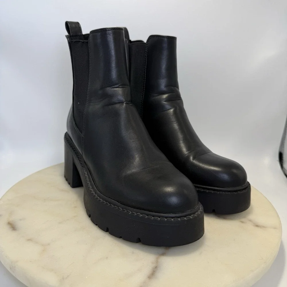 Madden Girl Women's Tianna Chelsea Boots Black Paris Platform Ankle Size 7M